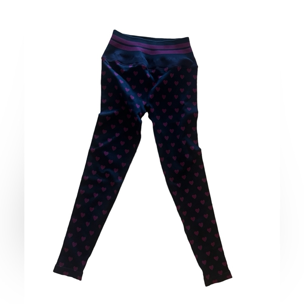NWT spiritual gangster heart leggings